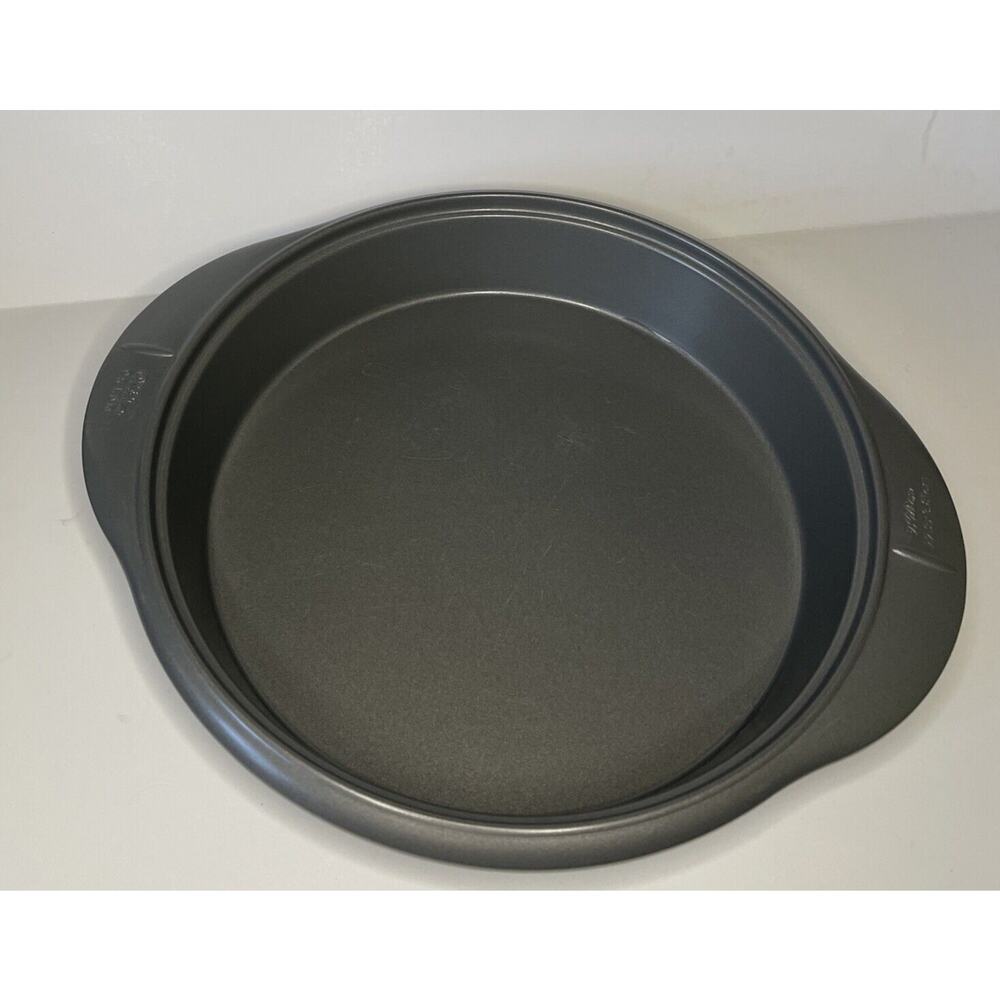 Wilton Bake it Better Steel Non-Stick Round Cake Pan, 9-inch